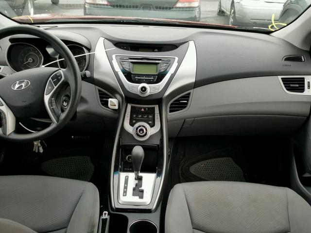 KMHDH4AE5CU305790 - 2012 HYUNDAI ELANTRA GL RED photo 9