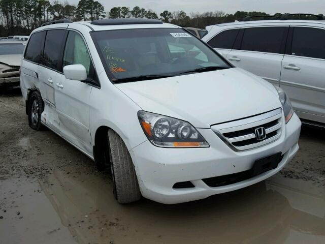 5FNRL38686B000265 - 2006 HONDA ODYSSEY EX WHITE photo 1