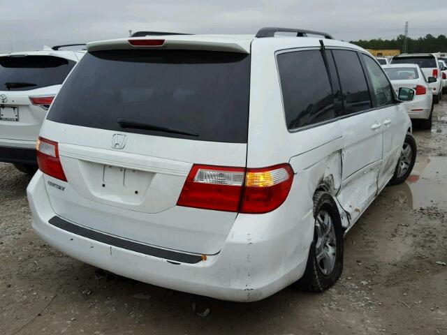 5FNRL38686B000265 - 2006 HONDA ODYSSEY EX WHITE photo 4