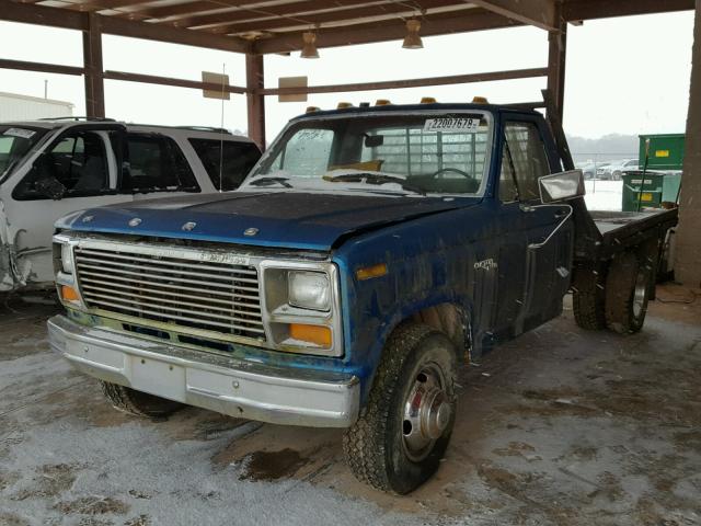 1FDJF37G7BUA11642 - 1981 FORD F350 BLUE photo 2