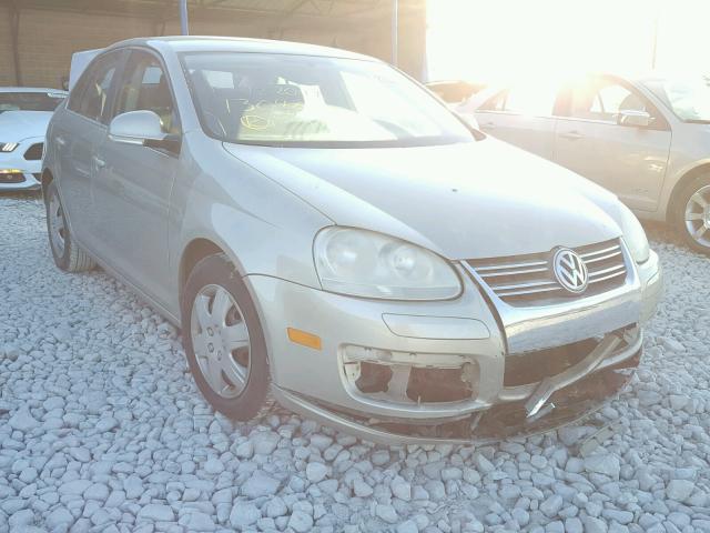 3VWPF71K15M613042 - 2005 VOLKSWAGEN NEW JETTA GOLD photo 1