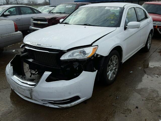 1C3CCBAB9CN272316 - 2012 CHRYSLER 200 LX WHITE photo 2