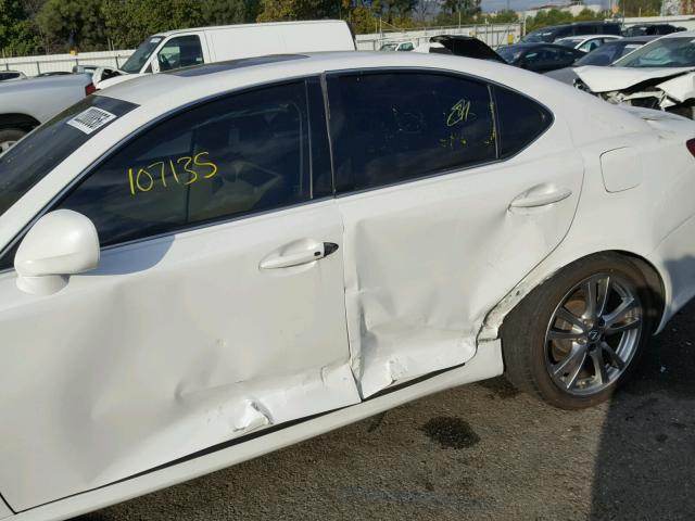 JTHBK262X85078449 - 2008 LEXUS IS 250 WHITE photo 9