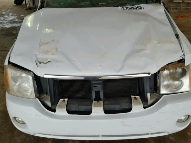 1GKDS13S042332808 - 2004 GMC ENVOY WHITE photo 7