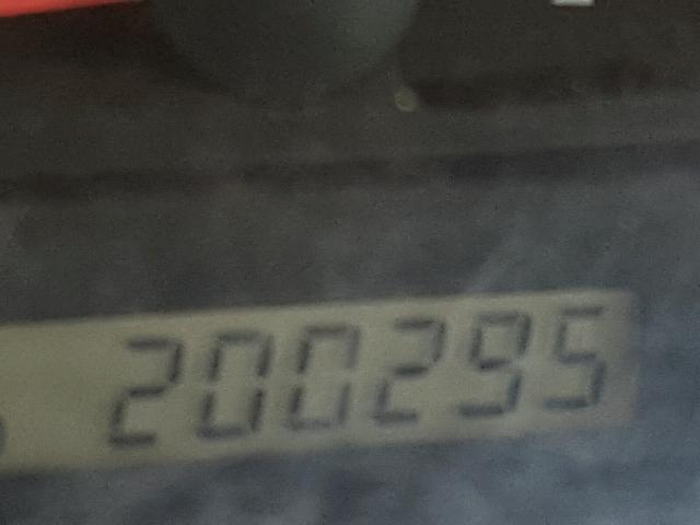 JTDBE32K420011757 - 2002 TOYOTA CAMRY LE ლურჯი ფოტო 8