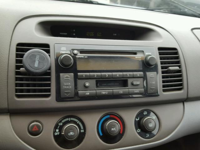 JTDBE32K420011757 - 2002 TOYOTA CAMRY LE ლურჯი ფოტო 9