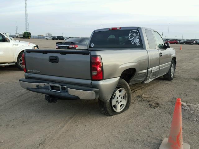 1GCEC19Z86Z157302 - 2006 CHEVROLET SILVERADO GRAY photo 4