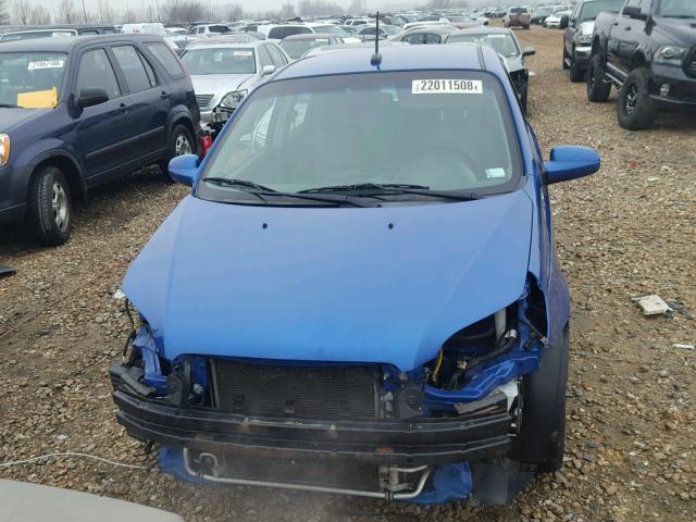 KL1TD6DE4AB125977 - 2010 CHEVROLET AVEO LS BLUE photo 9