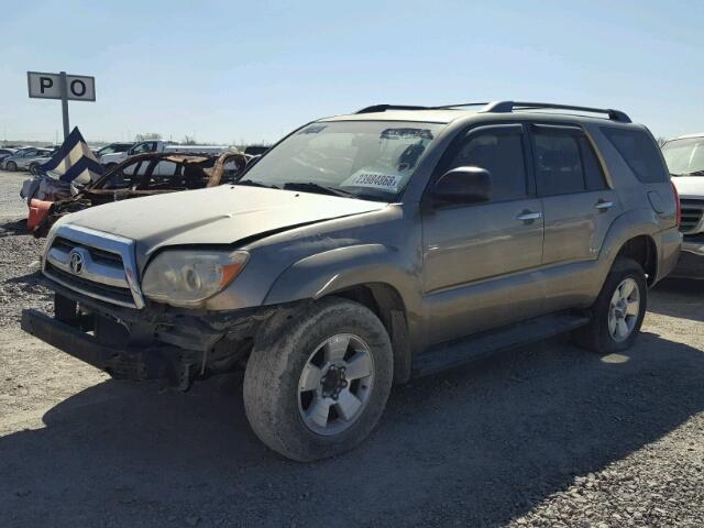 JTEZU14R078088419 - 2007 TOYOTA 4RUNNER SR TAN photo 2