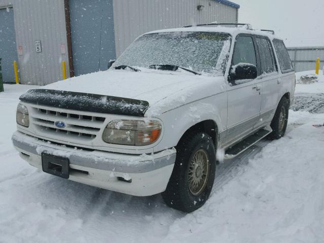 1FMDU34X6SUA07024 - 1995 FORD EXPLORER WHITE photo 2