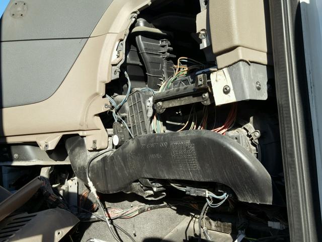 1FUJGEDV3DSBV1083 - 2013 FREIGHTLINER CASCADIA 1 WHITE photo 6