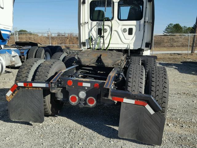 1FUJGEDV3DSBV1083 - 2013 FREIGHTLINER CASCADIA 1 WHITE photo 9