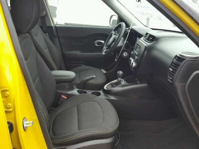 KNDJP3A50G7280225 - 2016 KIA SOUL + YELLOW photo 5