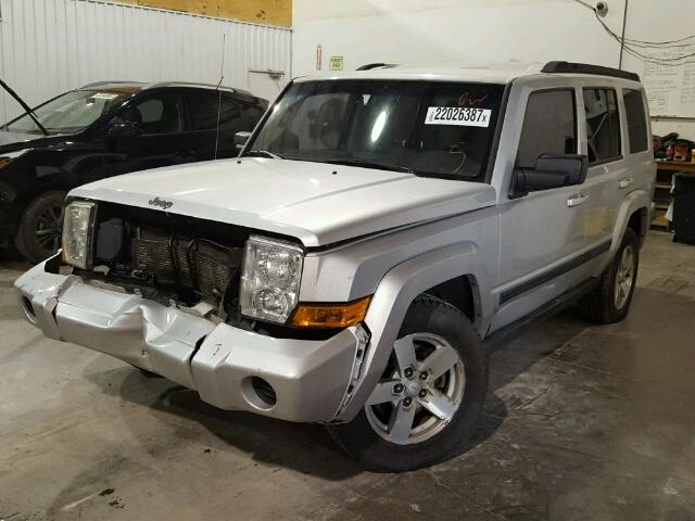 1J8HG48K67C653672 - 2007 JEEP COMMANDER SILVER photo 2