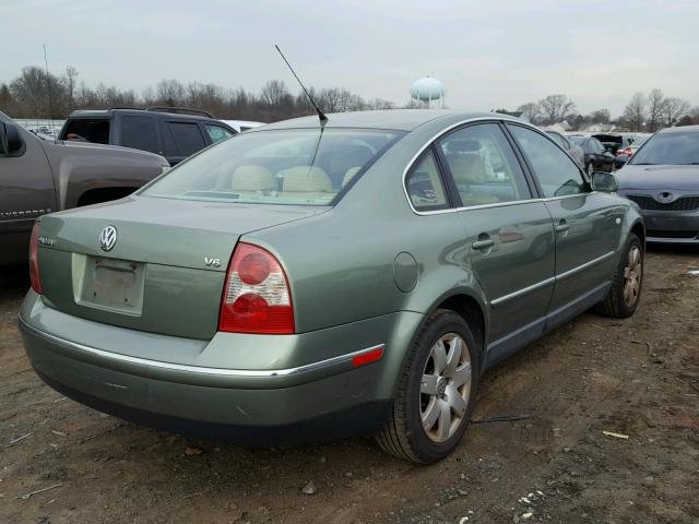 WVWRH63B31E150995 - 2001 VOLKSWAGEN PASSAT GLX GREEN photo 4