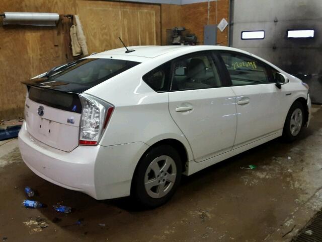 JTDKN3DU0A0045790 - 2010 TOYOTA PRIUS WHITE photo 4