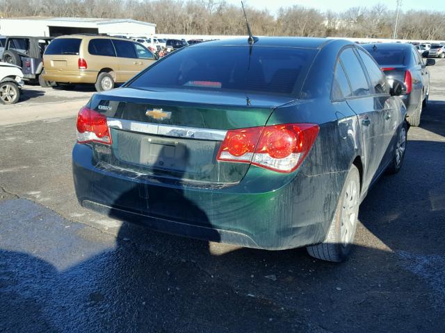 1G1PA5SH0E7336055 - 2014 CHEVROLET CRUZE LS GREEN photo 4