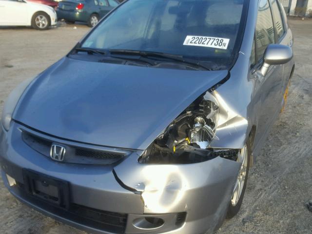 JHMGD37608S002893 - 2008 HONDA FIT SPORT GRAY photo 9