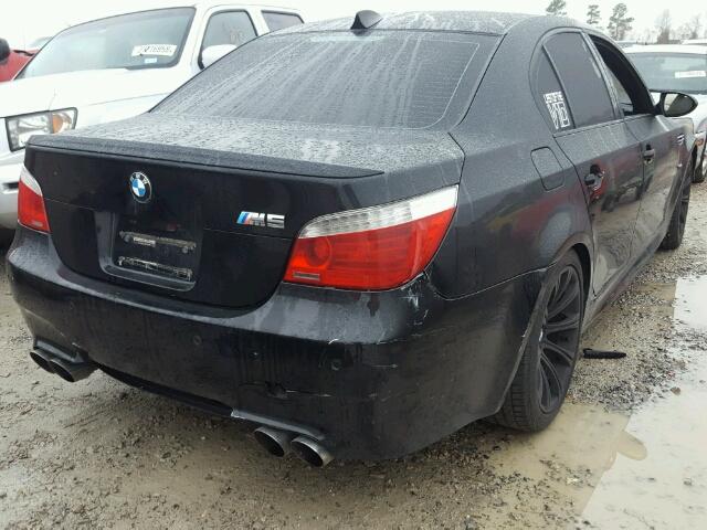 WBSNB93508CX08943 - 2008 BMW M5 BLACK photo 4