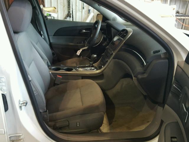 1G11B5SA5DF124732 - 2013 CHEVROLET MALIBU LS WHITE photo 5