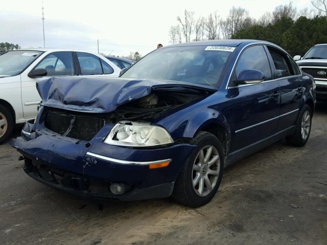 WVWPD63B54E217586 - 2004 VOLKSWAGEN PASSAT GLS BLUE photo 2