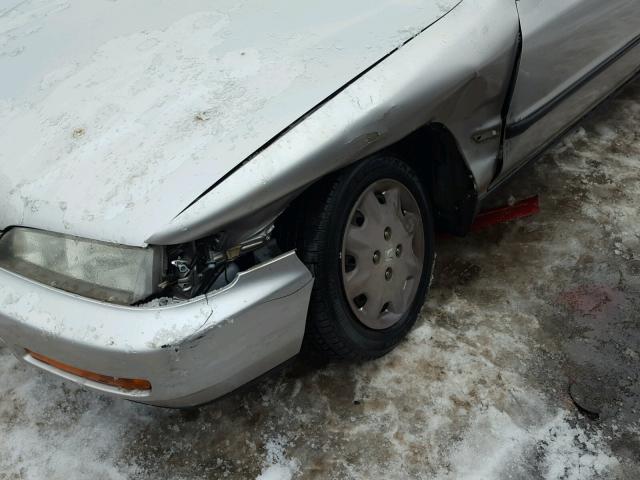 1HGCD5638TA183521 - 1996 HONDA ACCORD LX SILVER photo 9