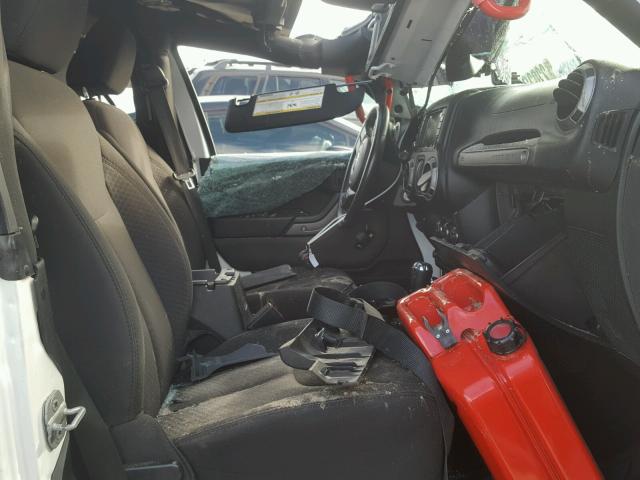 1C4AJWAG9EL326479 - 2014 JEEP WRANGLER S 白色 照片 5