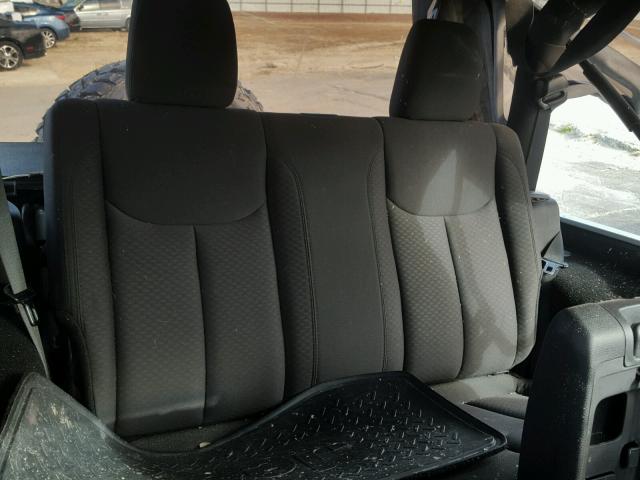 1C4AJWAG9EL326479 - 2014 JEEP WRANGLER S 白色 照片 6