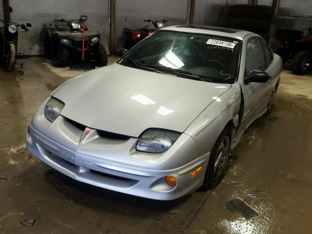 1G2JB124827180363 - 2002 PONTIAC SUNFIRE SE SILVER photo 2