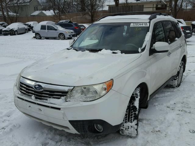 JF2SH64669H745841 - 2009 SUBARU FORESTER 2 WHITE photo 2