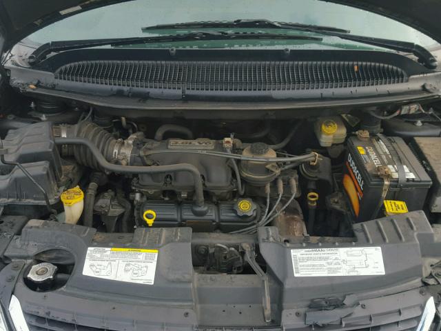 2C4GP54L74R566874 - 2004 CHRYSLER TOWN & COU BLACK photo 7