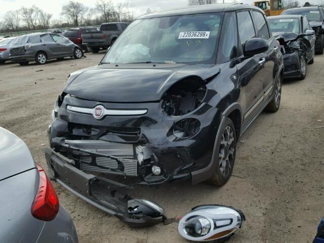 ZFBCFADH0EZ015735 - 2014 FIAT 500L TREKK BLACK photo 2