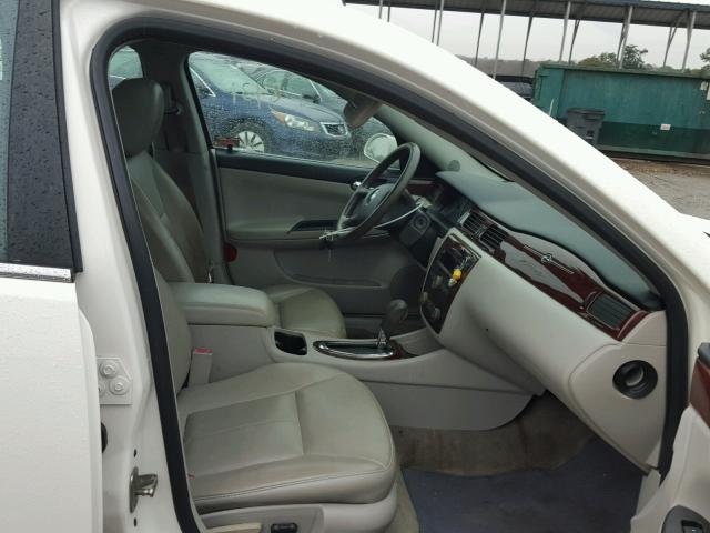 2G1WT57N091191235 - 2009 CHEVROLET IMPALA 1LT WHITE photo 5