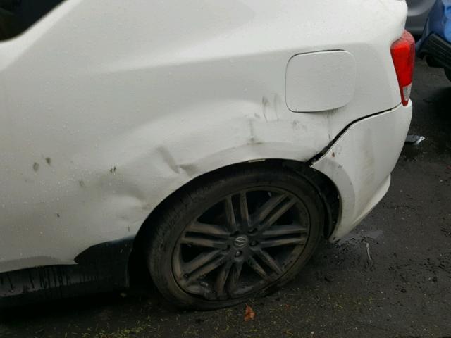 JTKJF5C73D3065866 - 2013 TOYOTA SCION TC 白色 照片 9