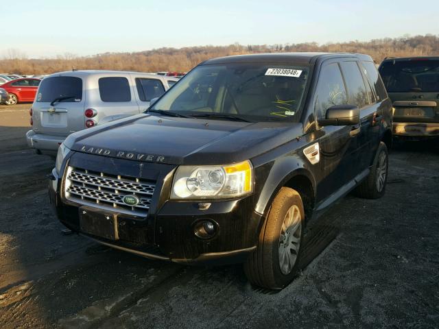 SALFP24N98H009924 - 2008 LAND ROVER LR2 SE BLACK photo 2