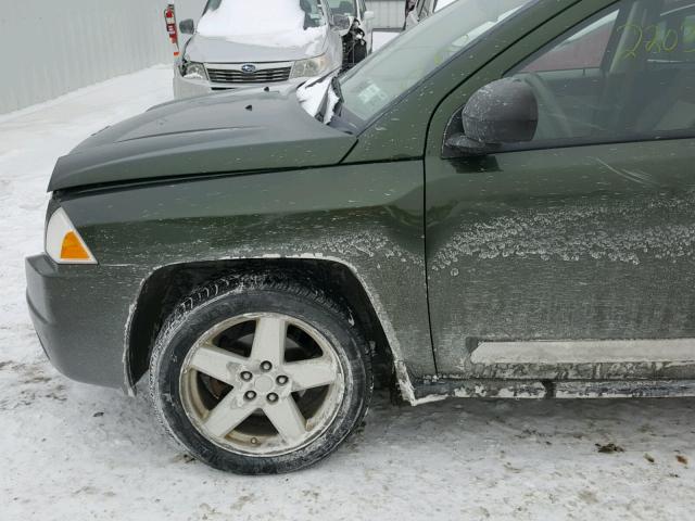 1J8FT57W17D117042 - 2007 JEEP COMPASS LI GREEN photo 9