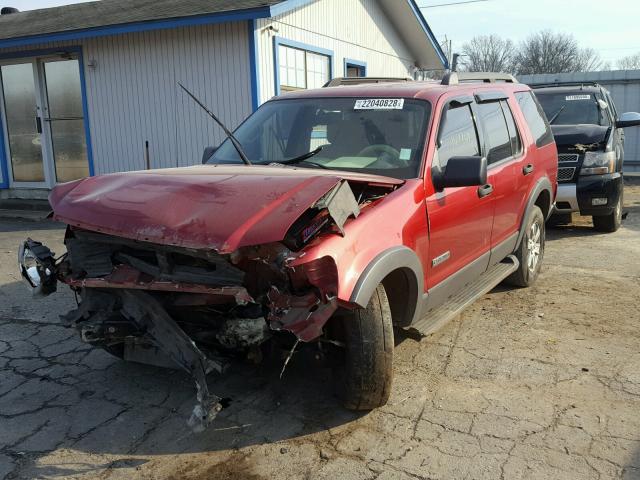 1FMEU63E86UA18425 - 2006 FORD EXPLORER X RED photo 2