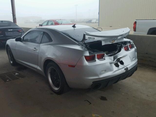 2G1FA1E37D9231501 - 2013 CHEVROLET CAMARO LS SILVER photo 3