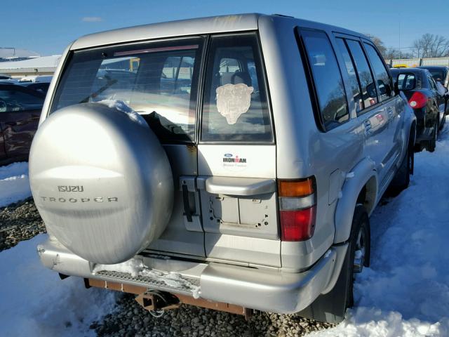 JACDJ58X6W7902079 - 1998 ISUZU TROOPER S SILVER photo 4