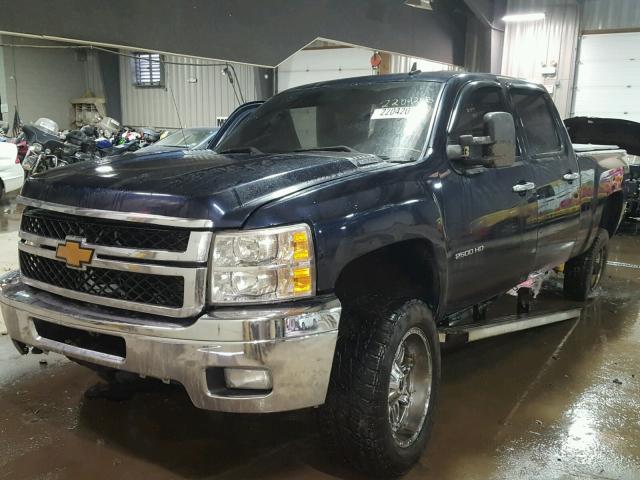 1GCHK236X7F502837 - 2007 CHEVROLET SILVERADO BLUE photo 2