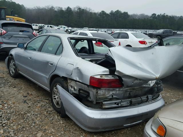 19UUA56842A034854 - 2002 ACURA 3.2TL TYPE SILVER photo 3