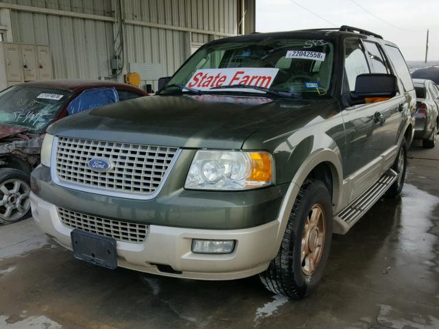 1FMFU17525LA77332 - 2005 FORD EXPEDITION GREEN photo 2