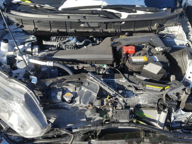 JN8AT2MV5HW275938 - 2017 NISSAN ROGUE S SILVER photo 7