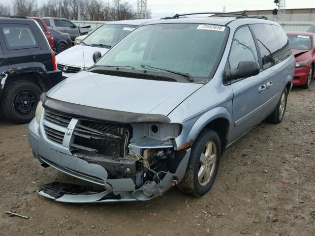 2D4GP44L45R463457 - 2005 DODGE GRAND CARA BLUE photo 2