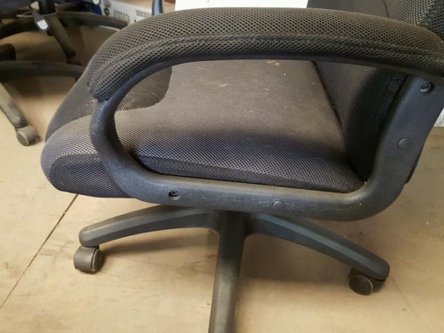  - 2000 USED DESK CHAIR  photo 6