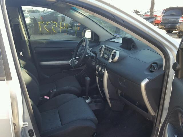 JTKKT624560147418 - 2006 TOYOTA SCION XA SILVER photo 5