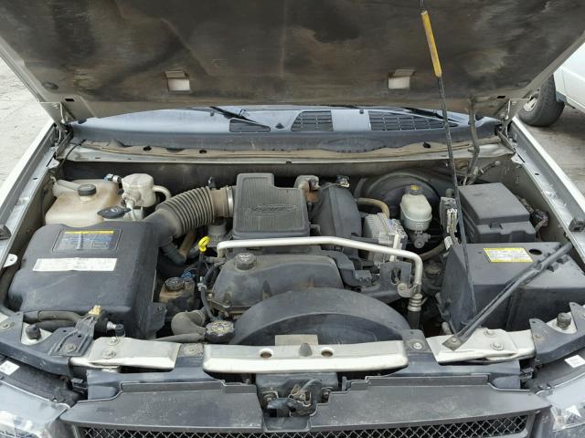 1GNDT13S442367075 - 2004 CHEVROLET TRAILBLAZE SILVER photo 7