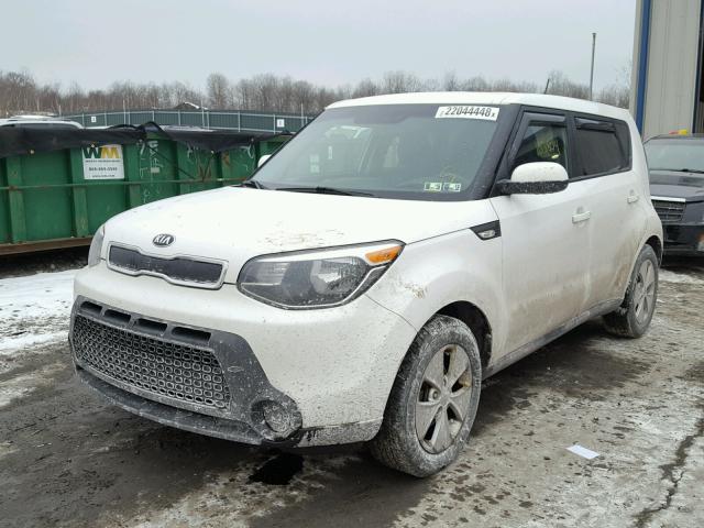 KNDJN2A25E7064664 - 2014 KIA SOUL WHITE photo 2