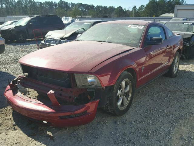 1ZVHT80NX85142002 - 2008 FORD MUSTANG RED photo 2