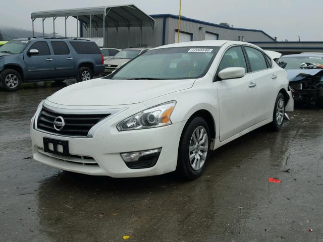 1N4AL3APXFN375419 - 2015 NISSAN ALTIMA 2.5 WHITE photo 2